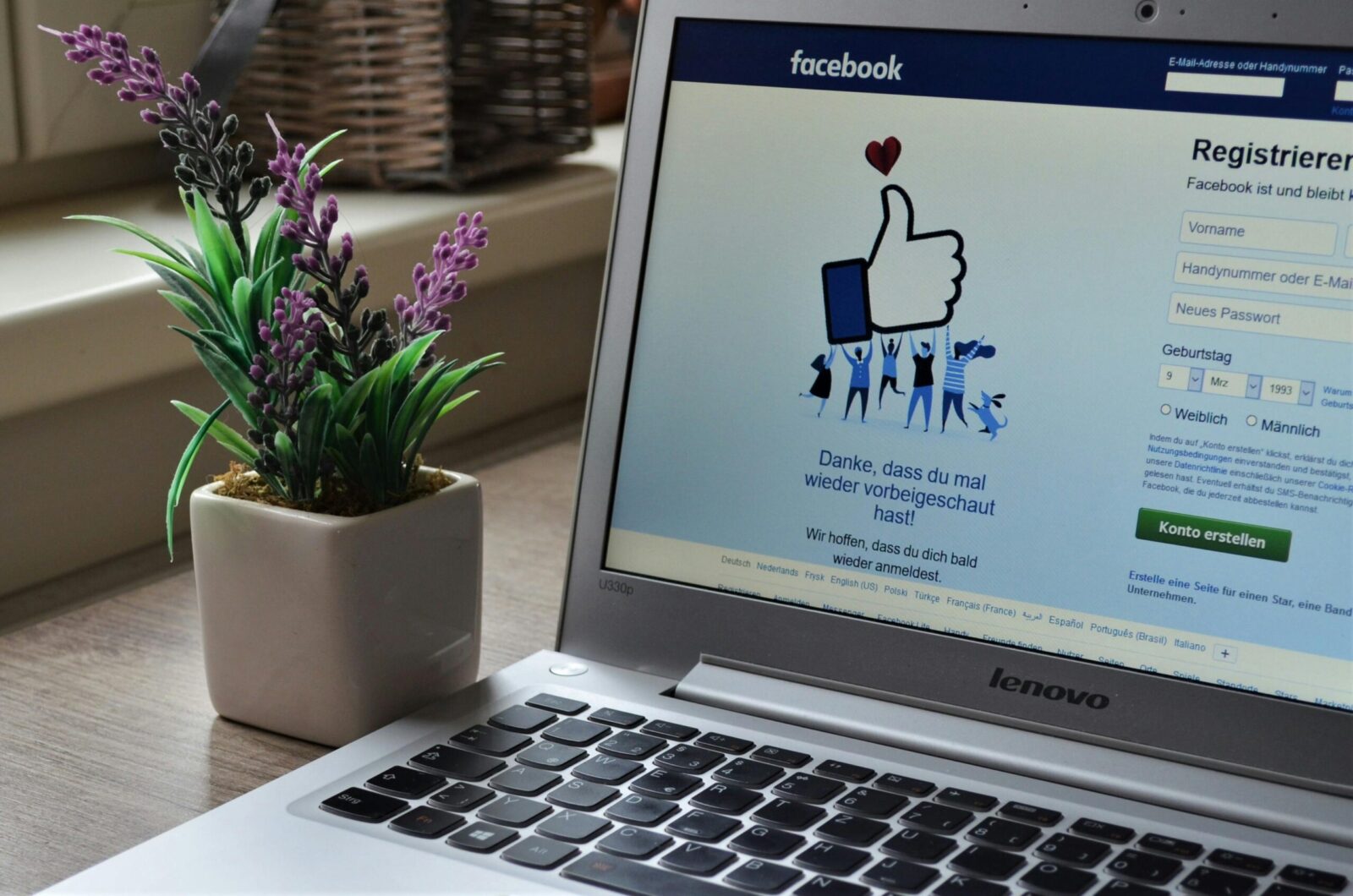 Chính sách quảng cáo facebook là gì? Có gì cần lưu ý?